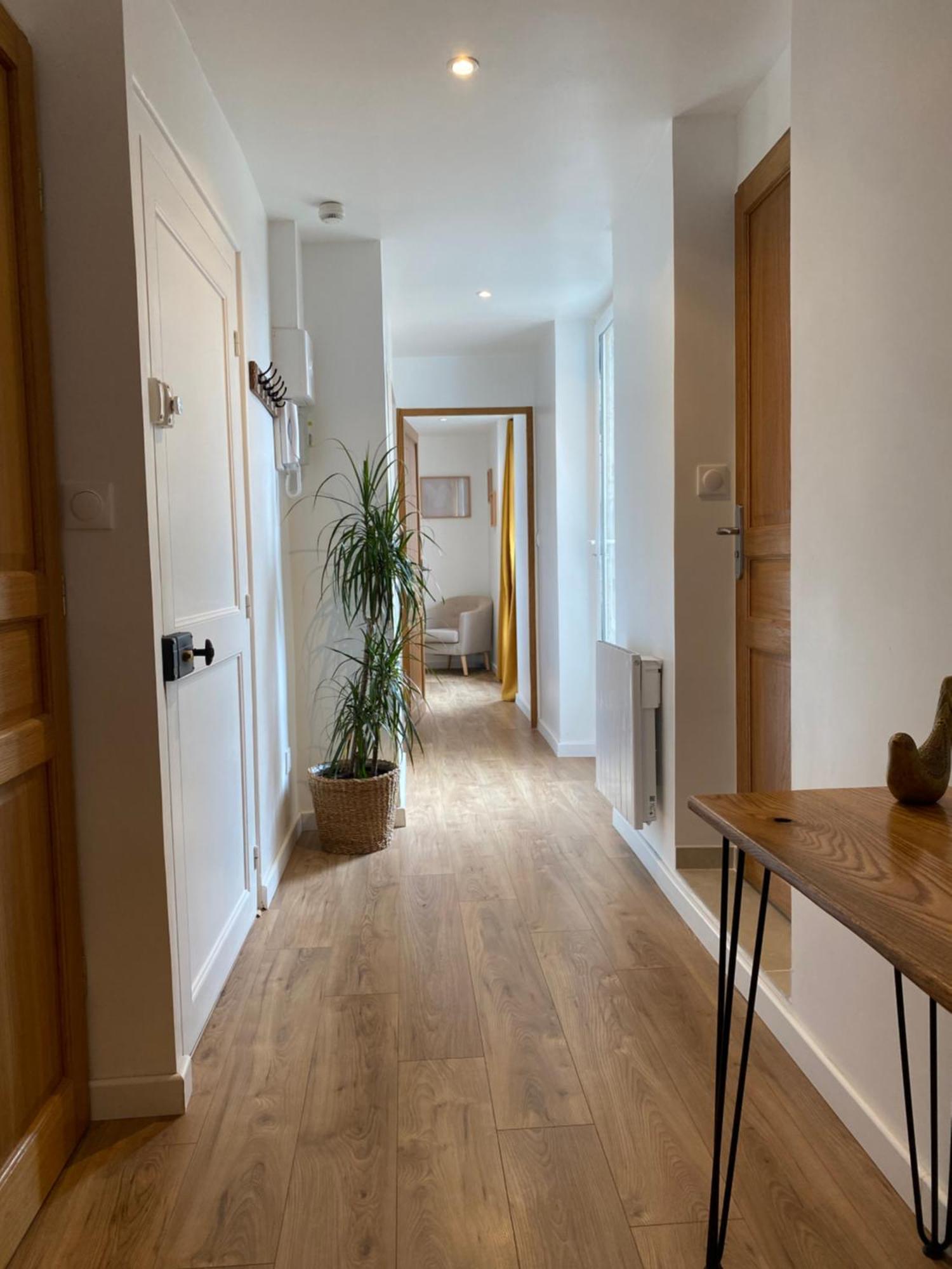 • Bel Appartement - Centre Historique De Poitiers Exterior photo